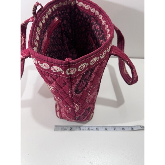 Vera Bradley Mesa Red Paisley Toggle Tote Bag - Picture 9 of 9